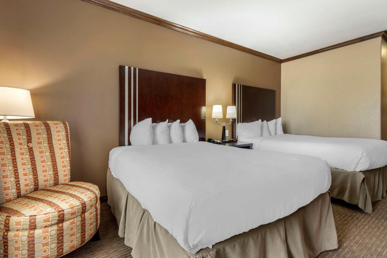 Best Western Plus Texoma Hotel & Suites Denison Esterno foto